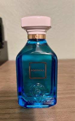 Loumari Porthole