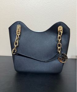 *NEVER USED* Black Michael Kors purse