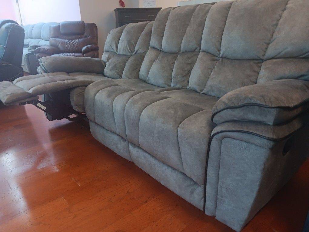 *4th Of July Now!!!*---Classic Barcelona Gray Fabric Reclining Sofa/Loveseat Sets---Delivery And Financing Available😉
