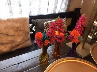 Flowers vases/ floreros