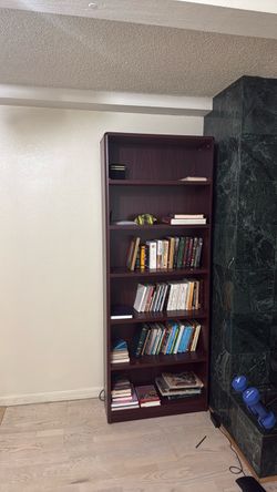 Solid wood bookshelf