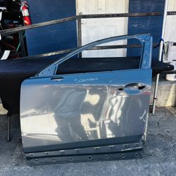 2020-2025 Mazda CX-30 Left Driver Side Front Door Oem 