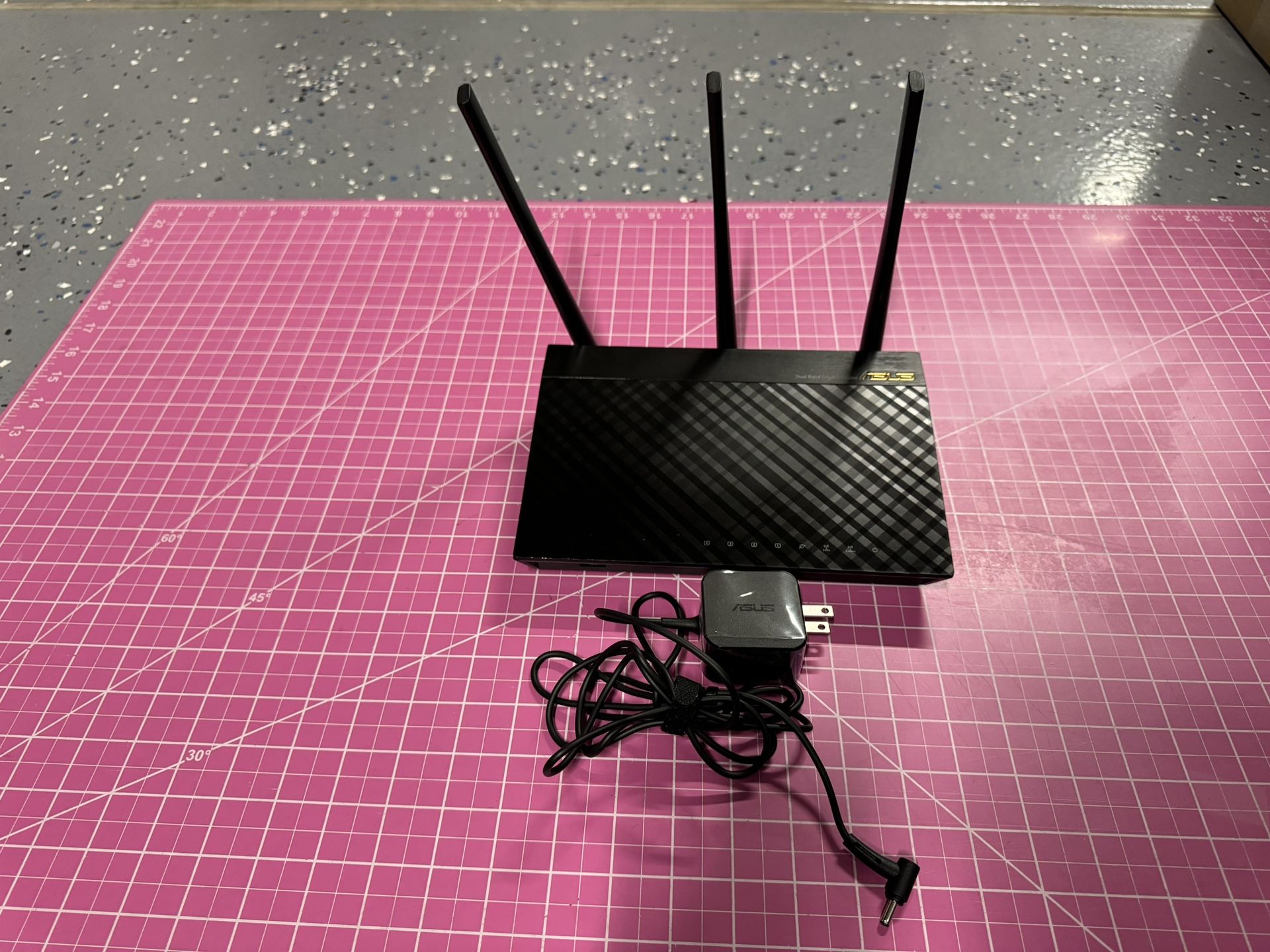 ASUS RT-AC66U Dual Band Gigabit Wireless Router