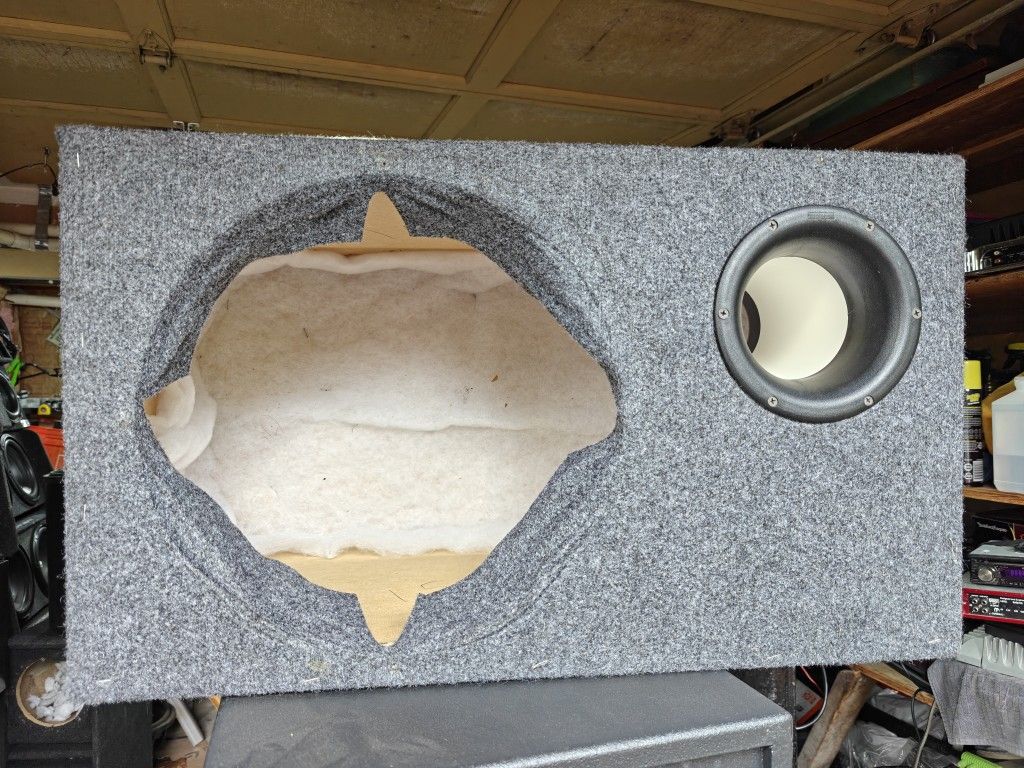 Single 15" Custom Ported Subwoofer Box