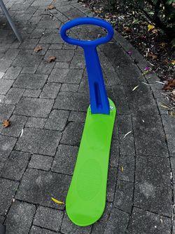 Used Like New Airhead Kids Ski Snow Scooter Gold Up Snowboard Sled Toy