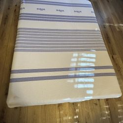 Full Size Vibe Mattress 