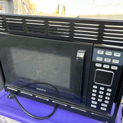Advent 120v Microwave with RV trim mount