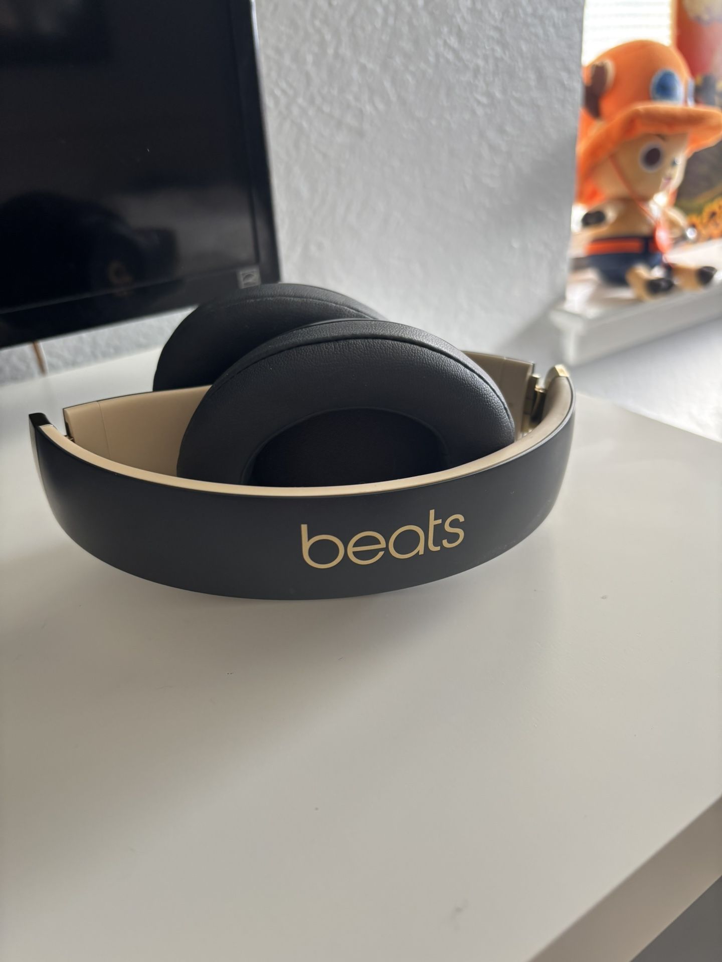 Beats Solo3 Wireless – Gold/Black