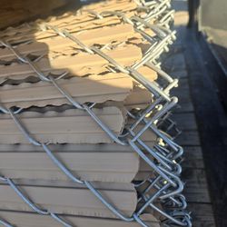 Beige 25' Rolls Chain Link