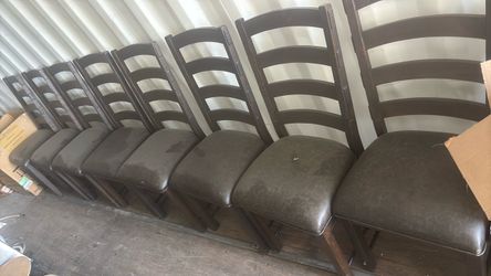 10 chairs