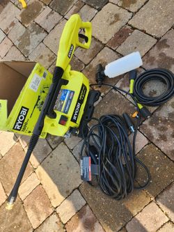 1800 PSI 1.2 GPM Cold Water Corded Electric Pressure Washer