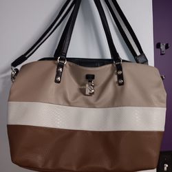 Jessica Simpson handbag