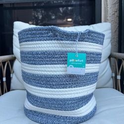 NWT Pillowfort Basket 