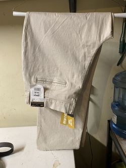 Lee Slacks Tan. 10 Short