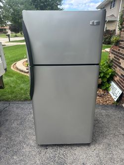 Frigidaire refrigerator