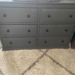 Dresser - 6 Drawers 