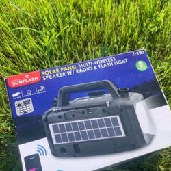 Bluetooth Rechargeable Solar USB And Lantern Speaker FM Radio