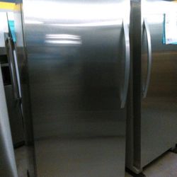 Whirlpool Upright Freezer !!!!!!