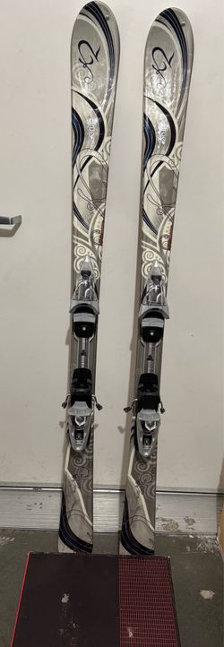 Women’s Ski, Boot , & Pole