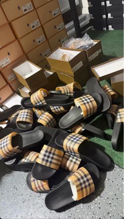 Burberry slides