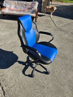 Game chair