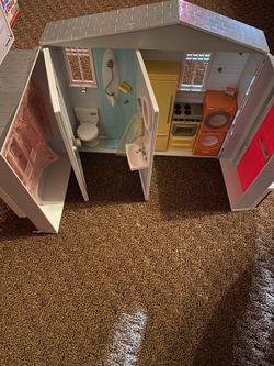 Small Barbie Dream House