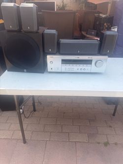 Yamaha receiver and speakers