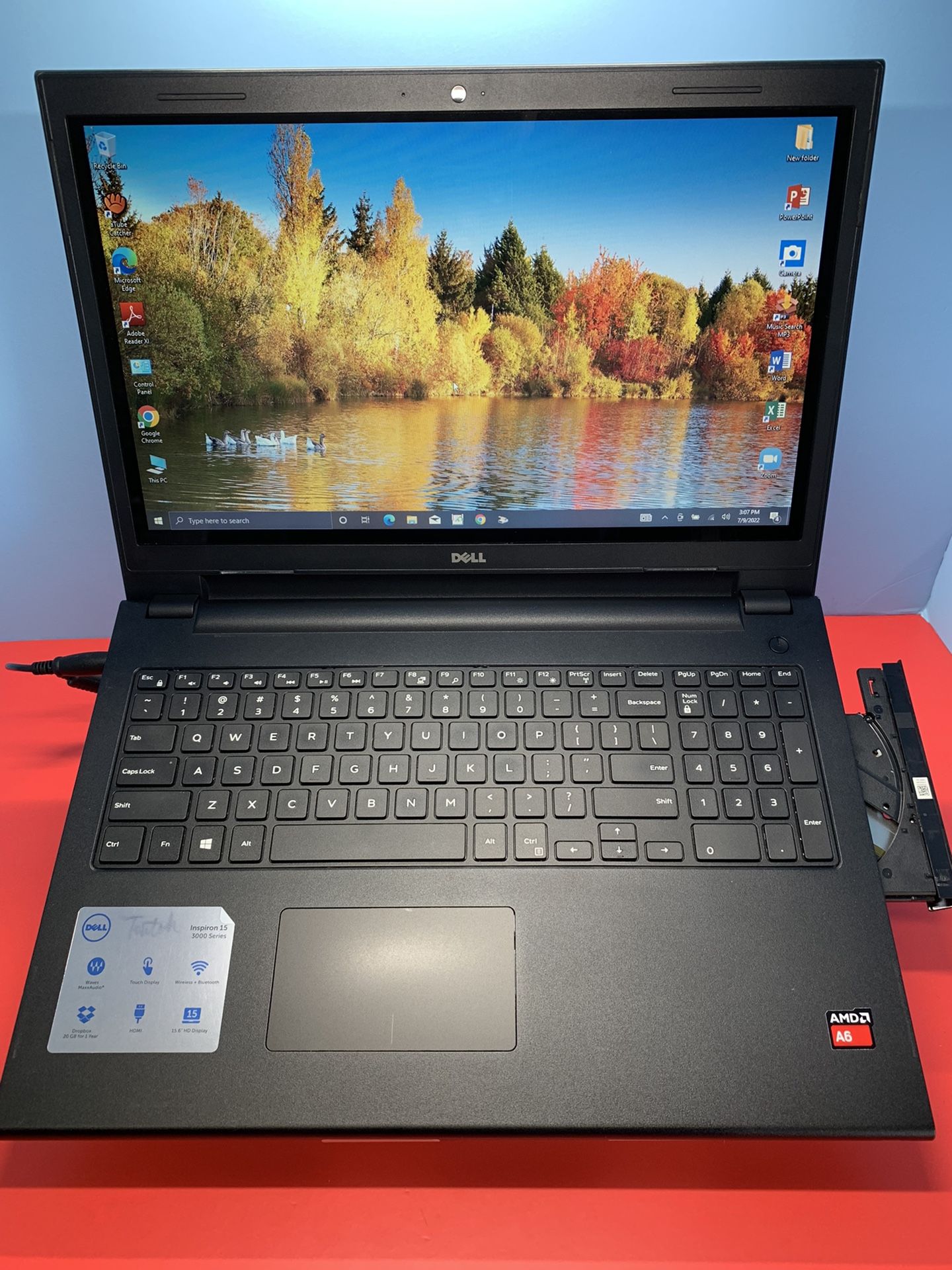 TOUCHSCREEN …DELL….INSPIRON ..3541 …8.00 GB -RAM .. 130. Gb….SSD….FASTER and READY FOR CLASSES ON LINE OR