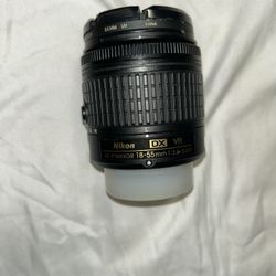 Nikon DX VR AF-P NIKKOR 18-55mm 1:3.5-5.6 G