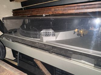 Technics Turntable System Needs To Go ASAP