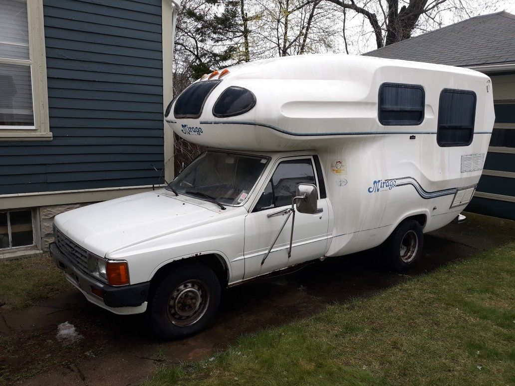 Toyota Mirage Camper for Sale in Warwick, RI OfferUp