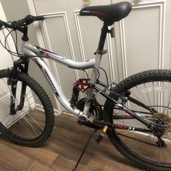 Mongoose Men’s Bike 