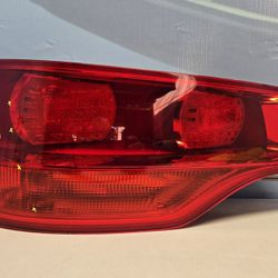 2007-2009 AUDI Q7 LEFT TAIL LIGHT 