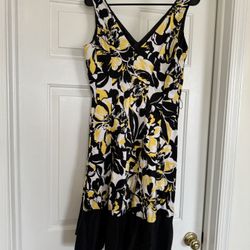 Lot Of 5 Womens  Dresses - Size Medium/Large, Various Colors