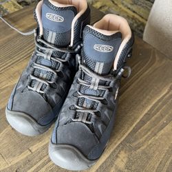 Keen Hiking Boots - Women’s 