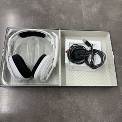 Logitech Astro A50 X Lightspeed Wireless Headset And Dock