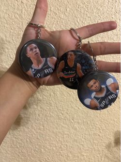 Custom spurs keychains