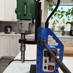 Champion RB32 MiniBrute Magnetic Drill Press - RB32