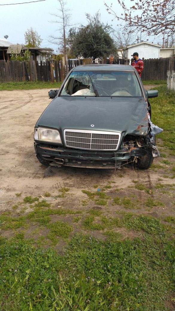 1995 Mercedes Benz for parts only