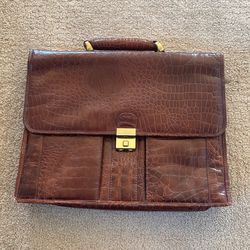 Beautiful Leather Messenger Bag - Very Lightly Used In Excellent Condition