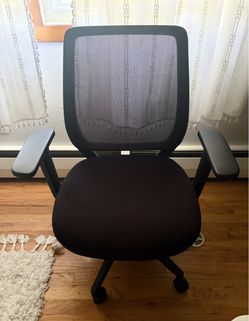 Black Mesh Back Office Chair