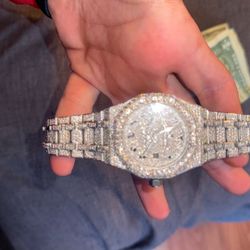 Bust down watch MOISSANITE CARTI APPPP