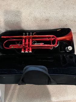 Merano Trumpet w Case