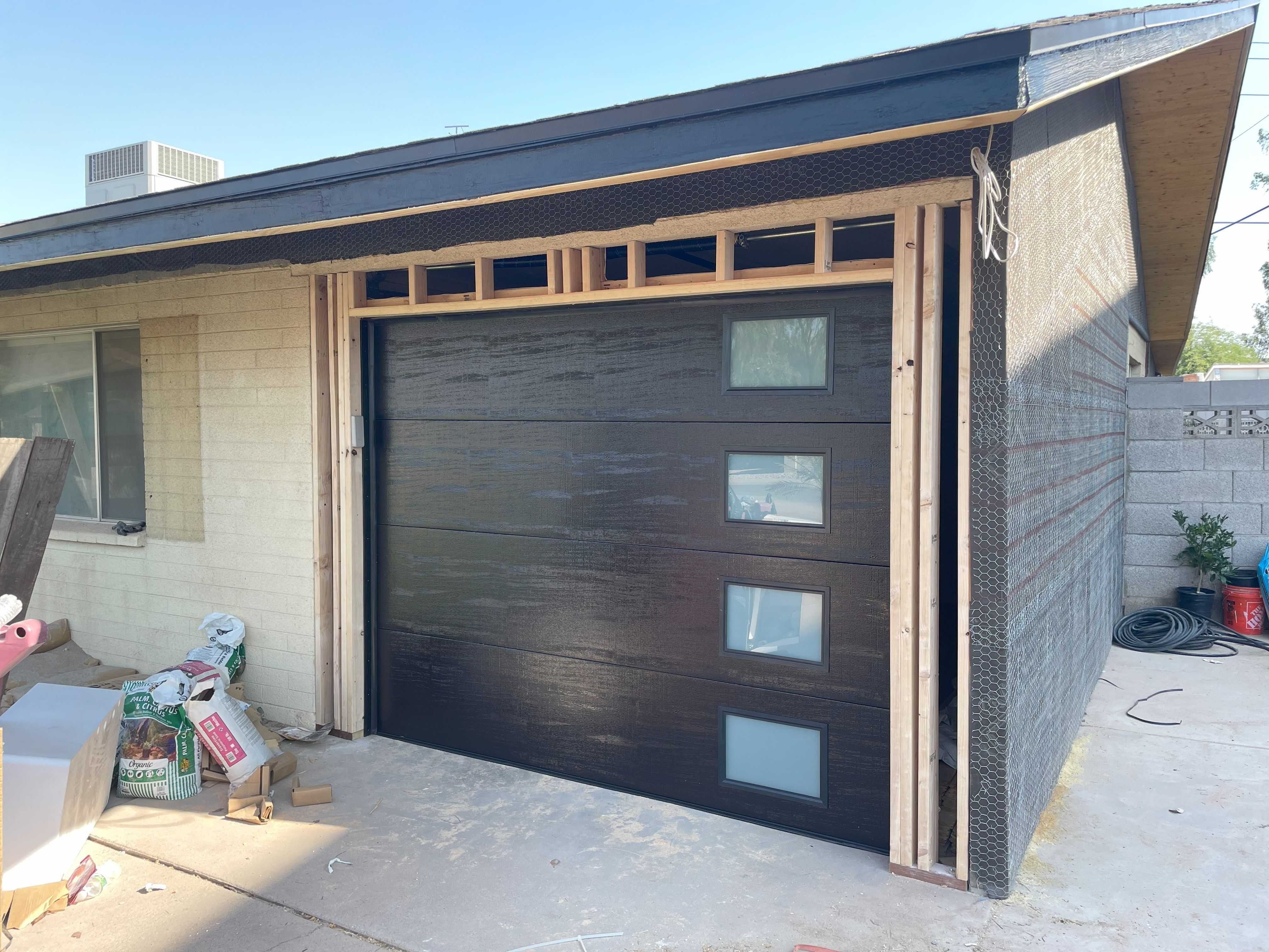 Flush-Textured Garage Doors