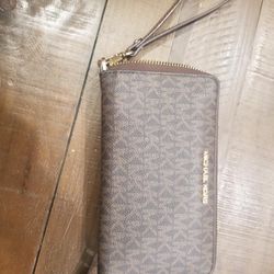 MK Wallet Woman 