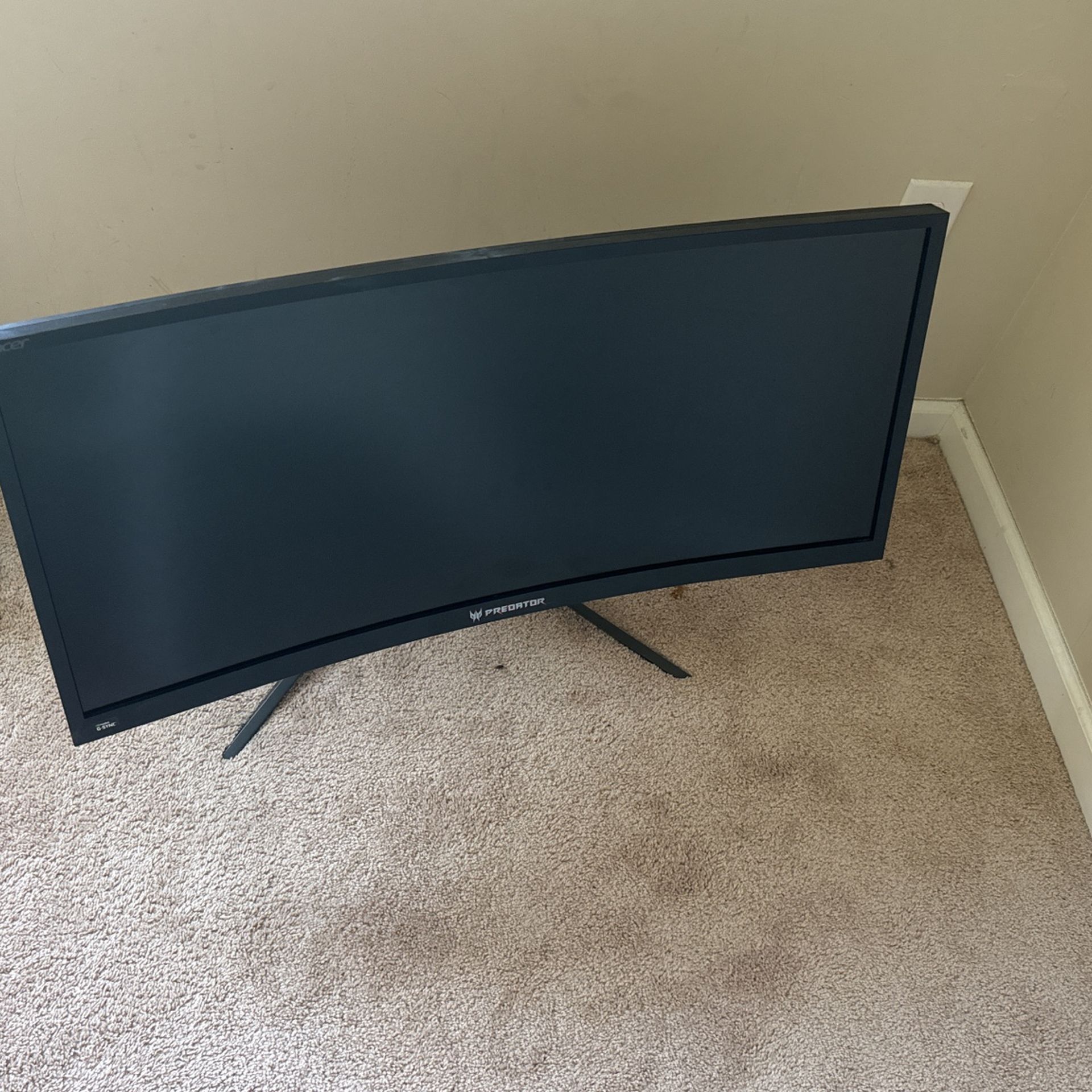 PREDATOR GAMING MONITOR