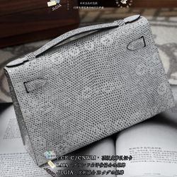 High-end handbag made of lizard skin for women