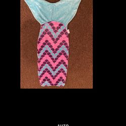Justice Girls Mermaid Snuggie Gorgeous Ombre Aqua and Pink Sequin Blanket One Sz for Sale in Yonkers NY OfferUp