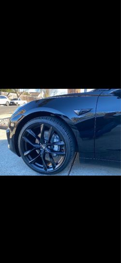 Tesla model 3 19” new performance Styie blk rims new tires set sample pic