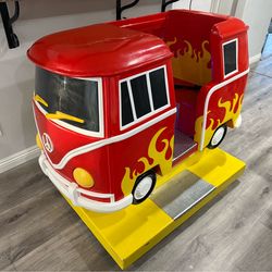 Kids ride on kiddie ride Vw bus hippie bus